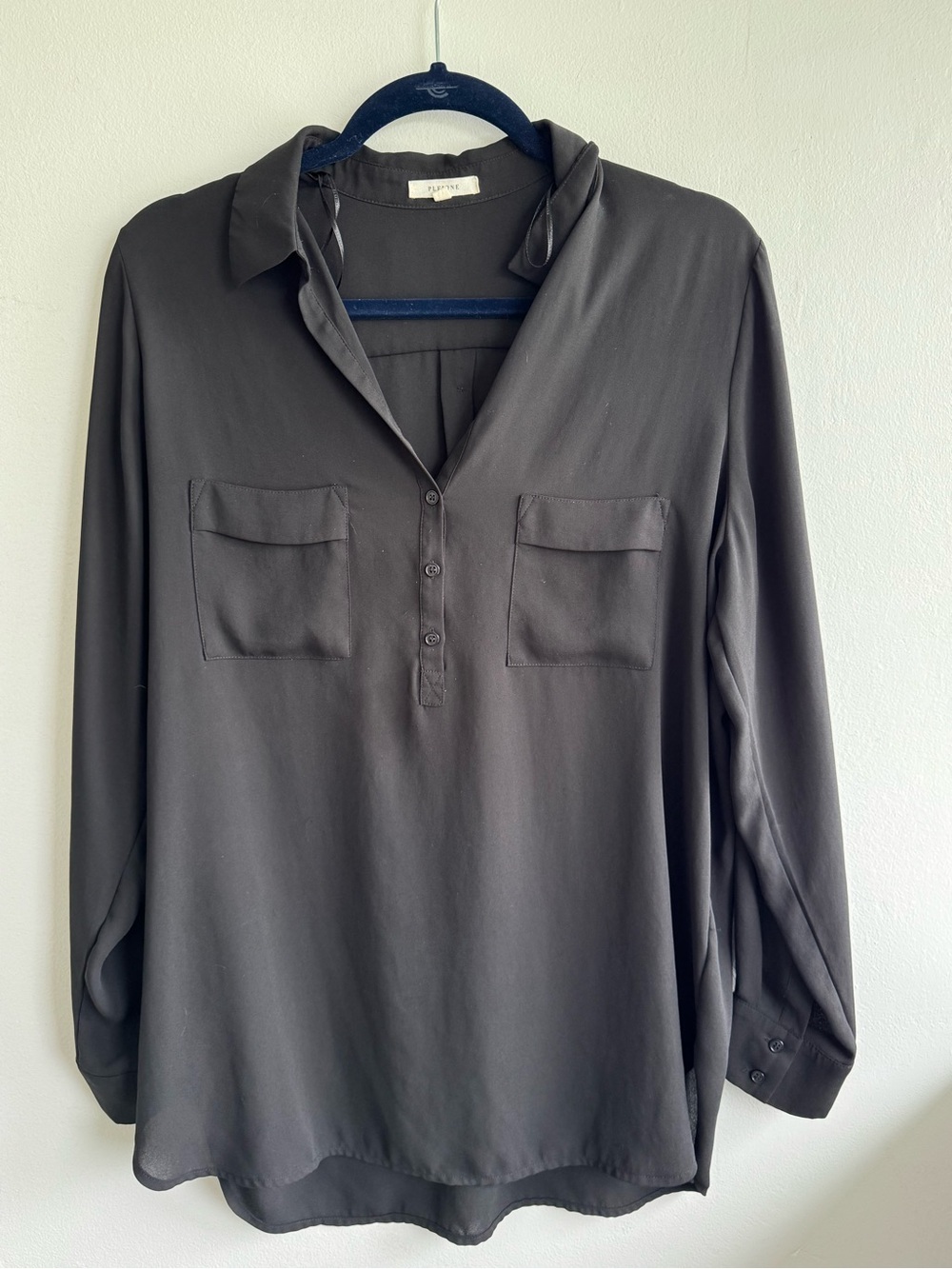 Pleione Black Long-Sleeve Split-Neck Top with Patch Pockets